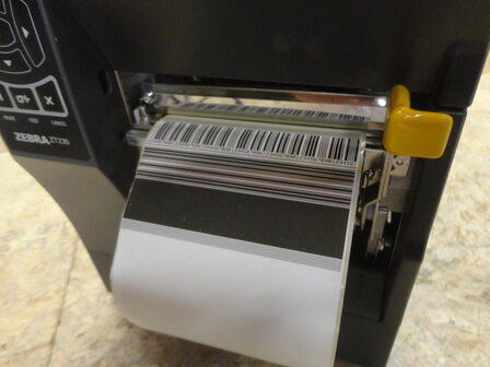 Zebra ZT230 Thermische Transfer Label Printer Rewinder USB  &amp; Netwerk + Peel Functie 203Dpi